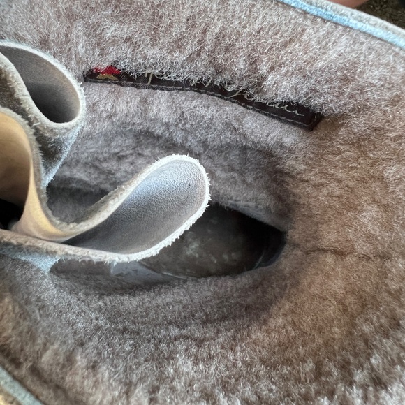 Henry Begeulin Suede Combat Boots with Shearling Shearling Lining & Front Zipper - Picture 8 of 8